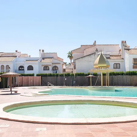 Holiday home Casa En La Playa Con Piscinas Costa *